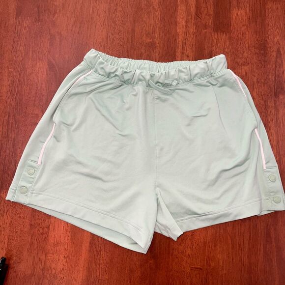 Gym Shorts Cantaloupe Green 3” Side Snap High Waist Medium Gymshark Activewear - Picture 4 of 11